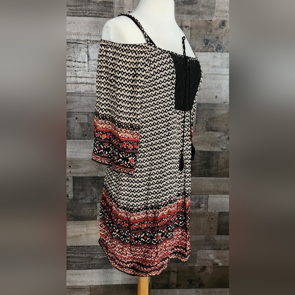 Patterned Crotche Boho Dress - Picture 3 of 8